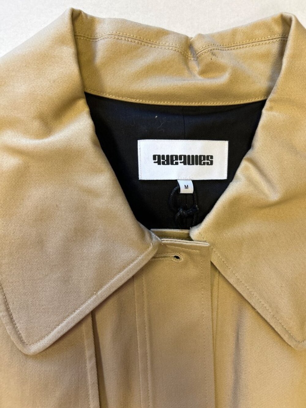 Saint Art New York London Trench Coat Khaki Size Medium NWT - Picture 5 of 9